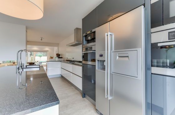 Moderne keuken vereist bouwkundige aanpassingen interieur ideeen